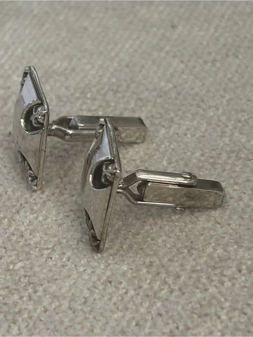 Sterling Silver Square Fleur Cufflinks - Silver